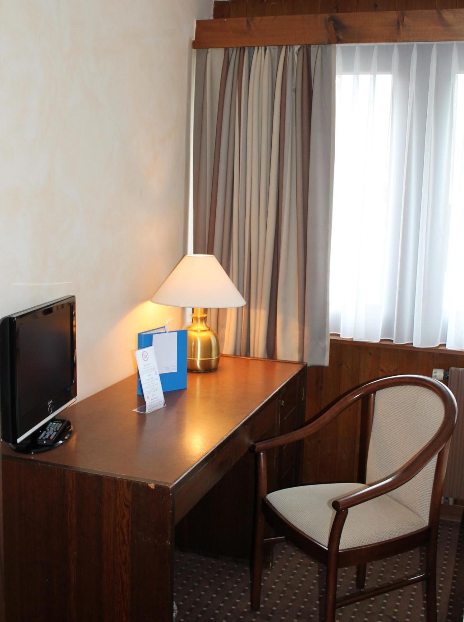 Martigny Hotel Restaurant La Porte D'Octodure מראה חיצוני תמונה