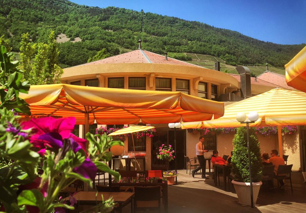 Martigny Hotel Restaurant La Porte D'Octodure מראה חיצוני תמונה